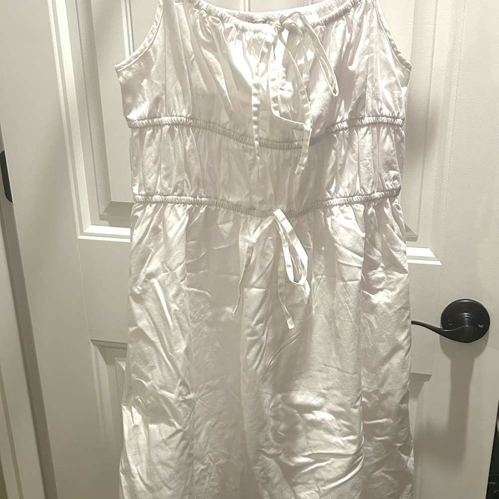 Elegant White Mini Dress